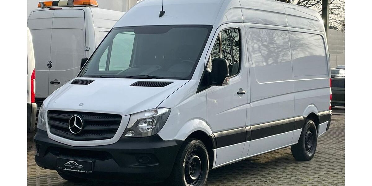 Mercedes-Benz Sprinter 211.000 km 8.250 &euro; Berlin 13088