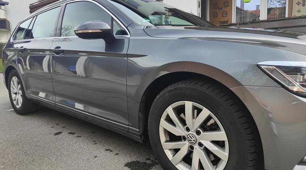 VW Passat Variant 163.000 km 11.900 &euro; Bad Endorf 83093