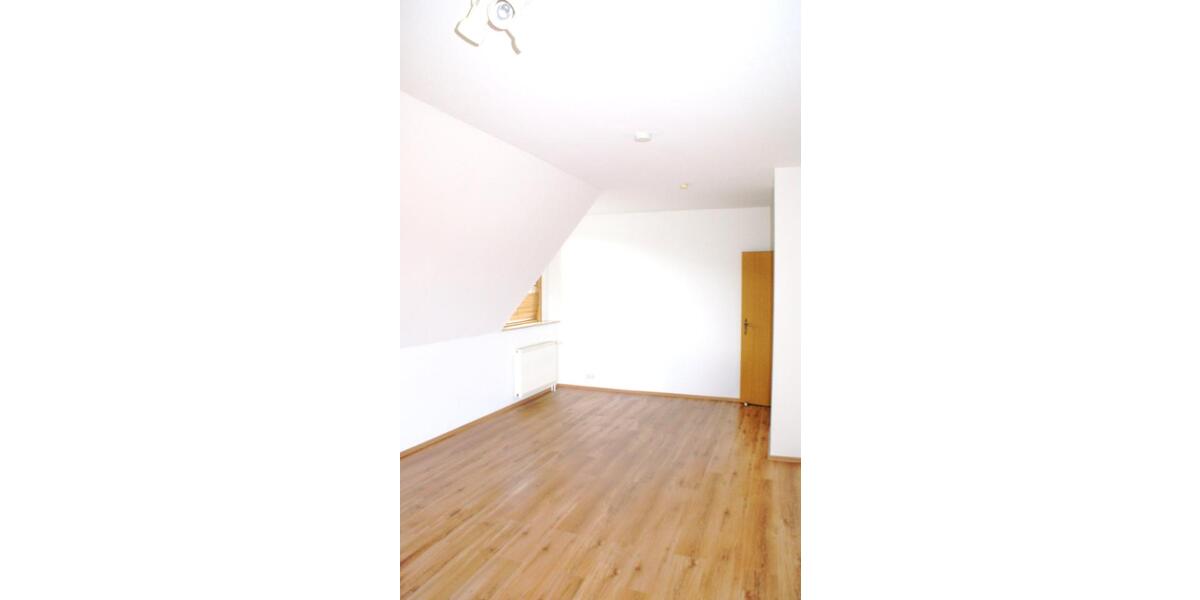 Etagenwohnung Bönningstedt - 2 Zimmer, 90 m&sup2;, 1.100&euro; | Angebot:26415335