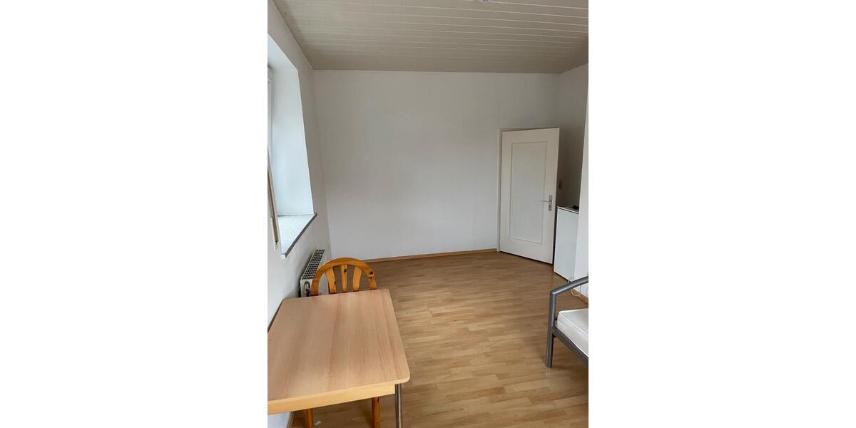 Erdgeschoßwohnung Schwenningen - 1 Zimmer, 15 m&sup2;, 410&euro; | Angebot:26111136