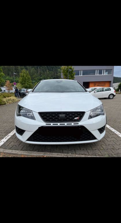 Seat Leon 151.000 km 13.390 € Ohlsbach 77797