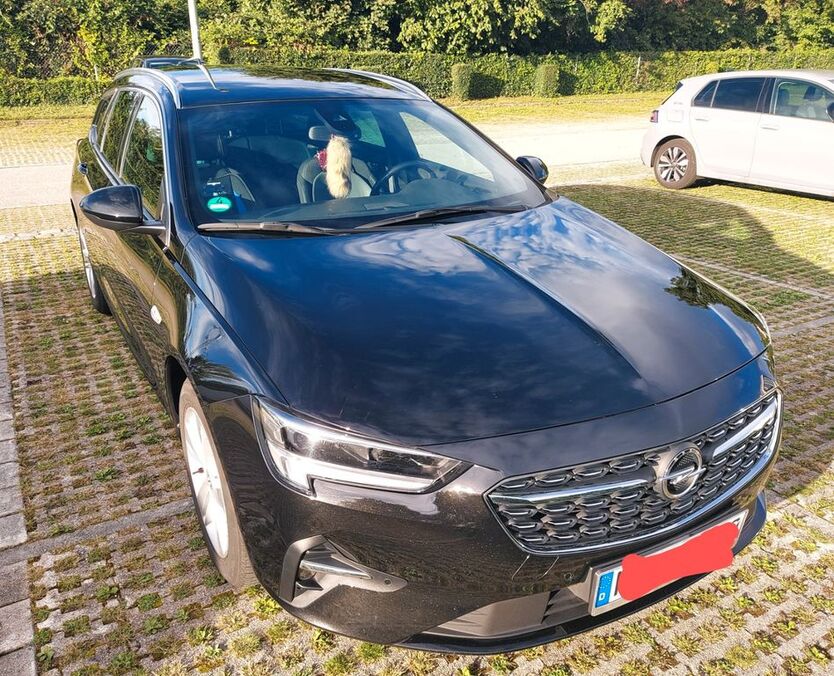 Opel Insignia 125.000 km 13.800 € München 81243