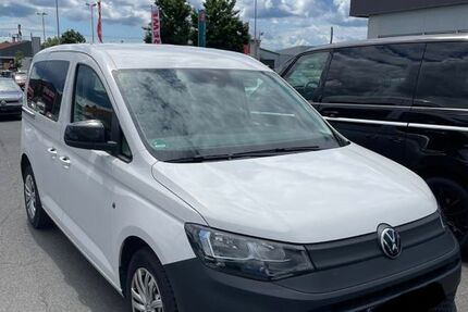 VW Caddy 111.050 km 16.999 &euro; Niestetal 34266