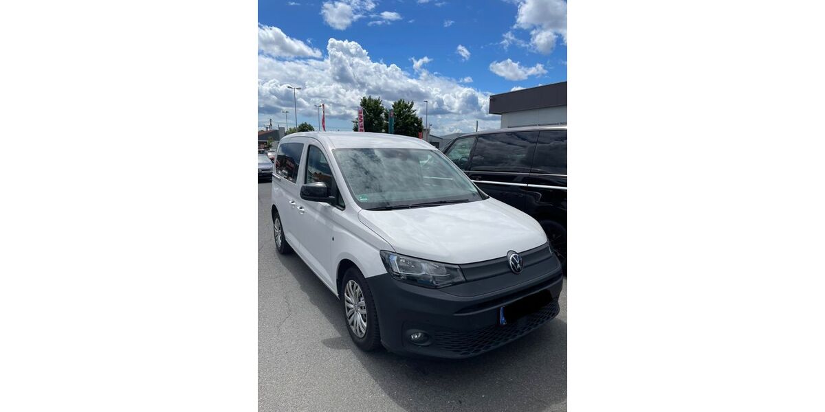 VW Caddy 111.050 km 16.999 &euro; Niestetal 34266
