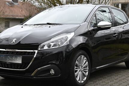 Peugeot 208 43.936 km 7.690 &euro; Kassel 34125