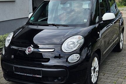 Fiat 500L 68.000 km 6.950 &euro; Castrop-Rauxel 44579