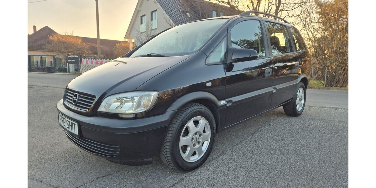 Opel Zafira 162.000 km 2.499 &euro; Berlin 13125