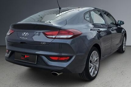 Hyundai i30 106.280 km 11.200 &euro; Ginsheim-Gustavsburg 65462