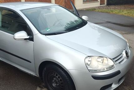 VW Golf 143.000 km 1.500 &euro; Stetten am kalten Markt 72510