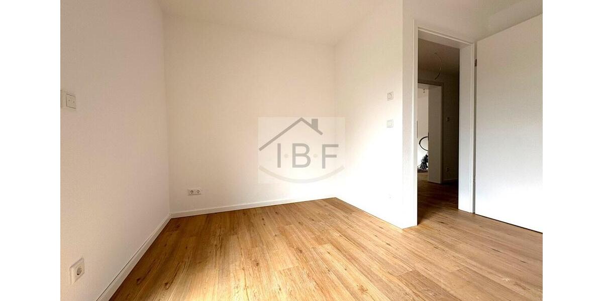 Etagenwohnung Neunkirchen - 4 Zimmer, 92 m&sup2;, 1.050&euro; | Angebot:26262442