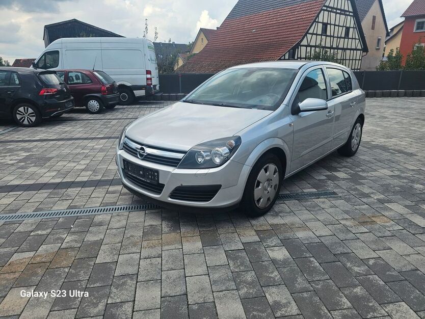 Opel Astra 128.845 km 2.999 € Langenbrettach/Langenbeutingen 74243
