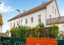 Gut vermietetes Mehrfamilienhaus mit 5 Wohneinheiten -ideal für Investoren!
