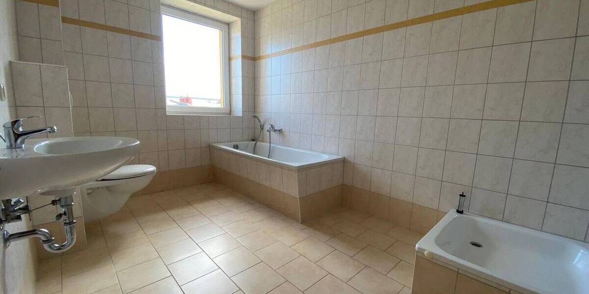 Etagenwohnung Stralsund Frankenvorstadt - 2 Zimmer, 65 m&sup2;, 620&euro; | Angebot:26244328