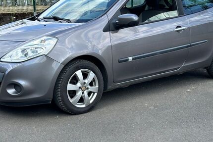Renault Clio 133.455 km 2.350 &euro; Siegen 57080