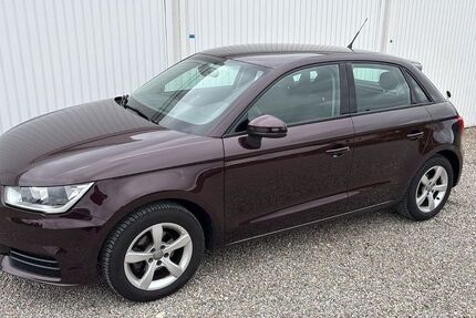 Audi A1 60.000 km 11.840 &euro; Dürrlauingen / Ortsteil Mindelaltheim 89350