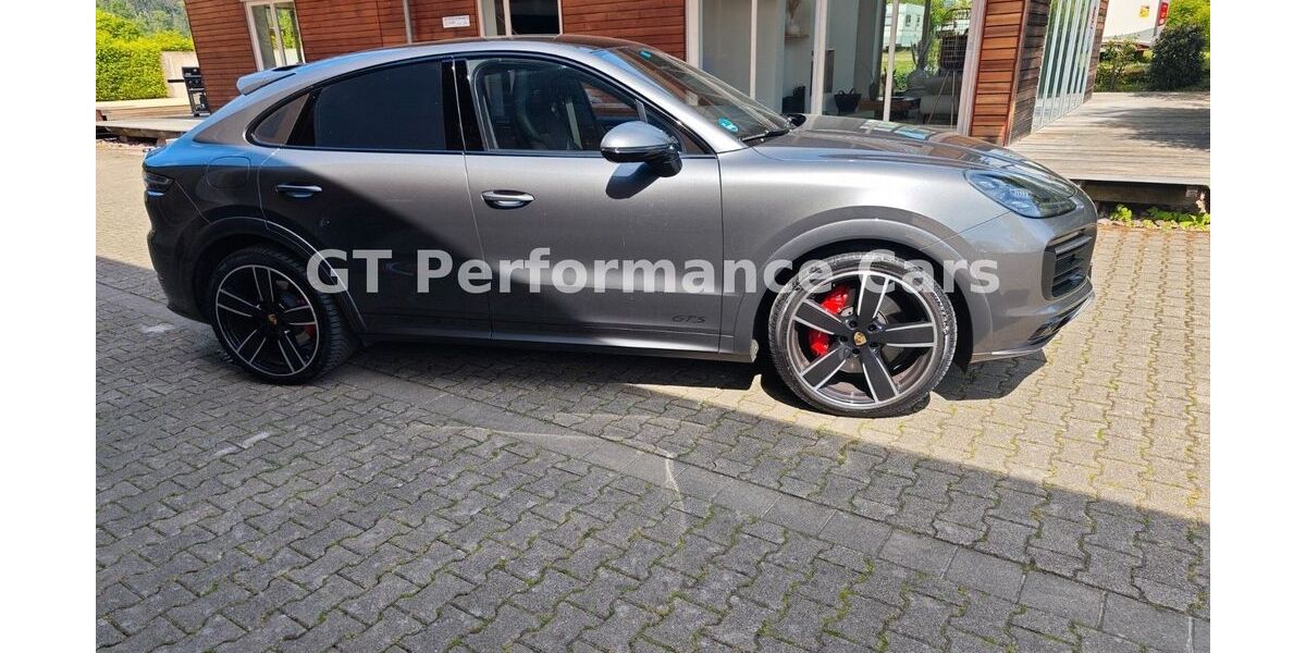 Porsche Cayenne 63.150 km 95.990 &euro; Zell am Harmersbach 77736