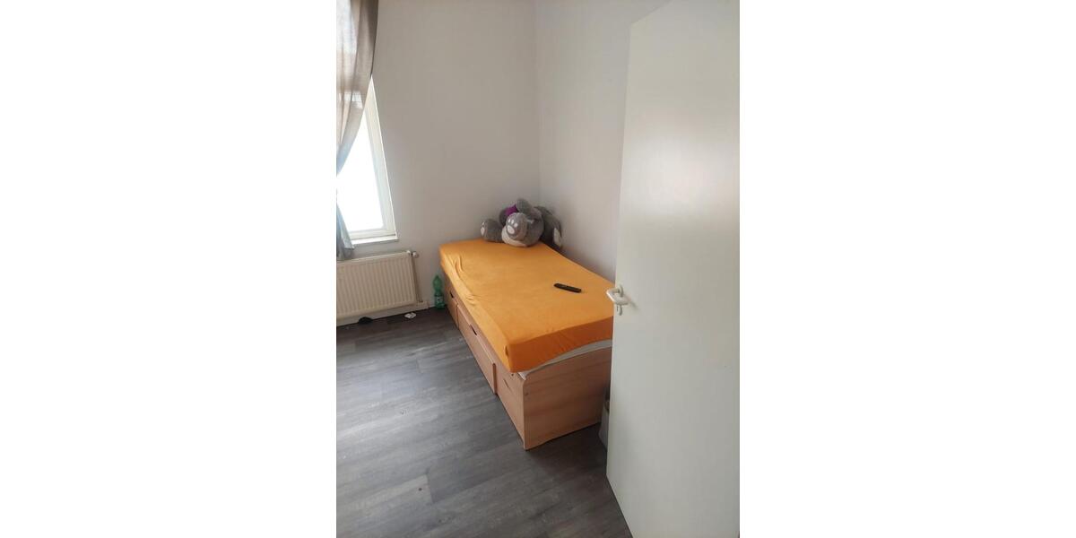 Erdgeschoßwohnung Stadtoldendorf - 3 Zimmer, 83 m&sup2;, 435&euro; | Angebot:26412524