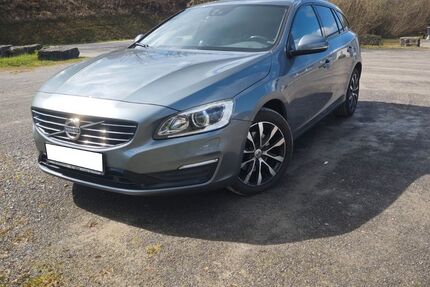 Volvo V60 168.000 km 17.000 &euro; Weißbach 74679