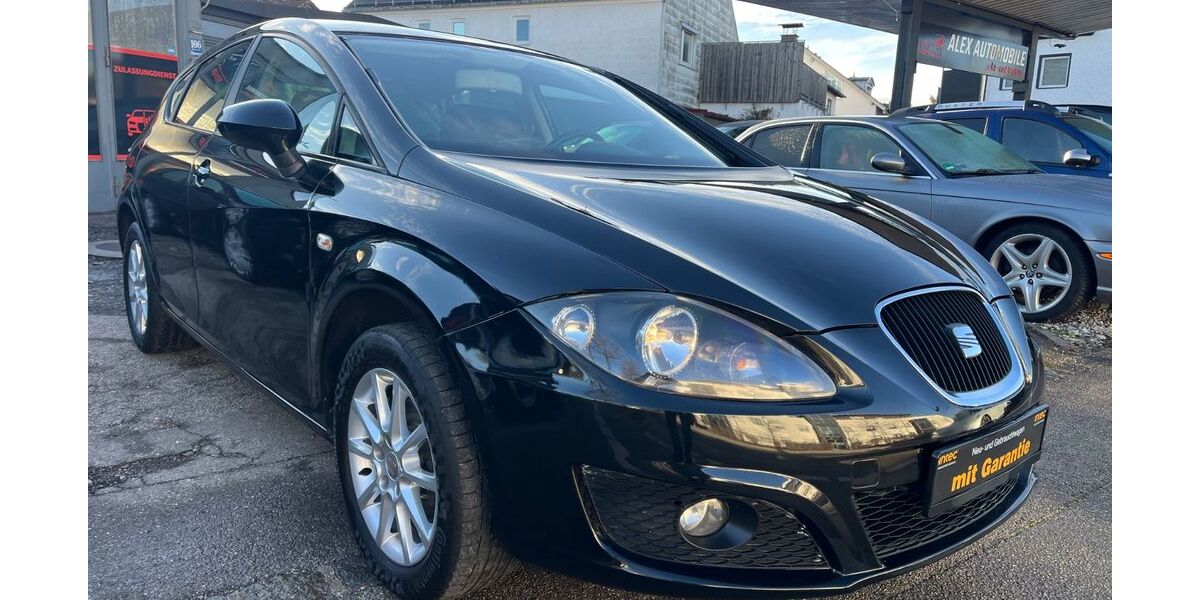 Seat Leon 138.000 km 5.900 &euro; München 81825