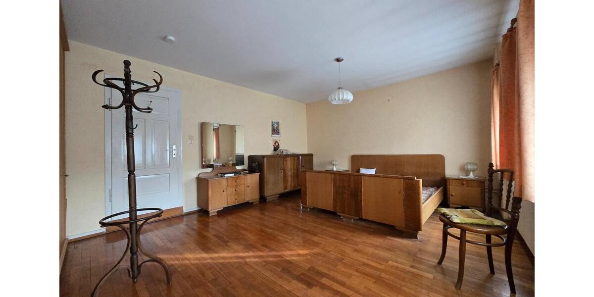 Bauernhaus, Landhaus Bad Mergentheim - 8 Zimmer, 221 m&sup2;, 196.000&euro; | Angebot:25126407