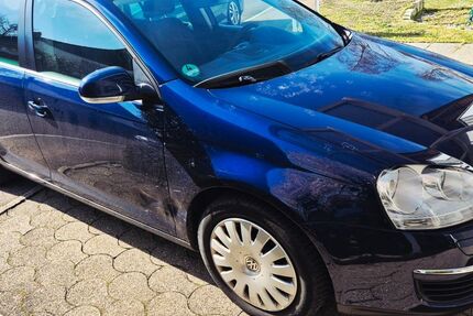 VW Golf 215.000 km 3.750 &euro; Ostfildern 73760