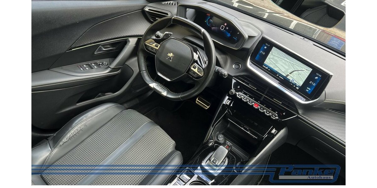 Peugeot 2008 GT 155 EAT8*Pano*LED*360°*TotWinkel*NAV* 36.726 km 20.990 € Berlin 13187