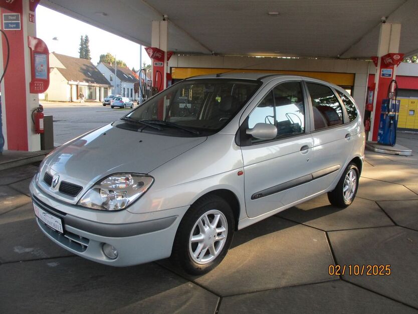 Renault Scenic 124.771 km 3.490 € Oldenburg 26133