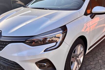 Renault Clio 2.705 km 13.900 &euro; Petershagen 32469