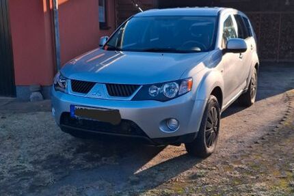 Mitsubishi Outlander 213.000 km 5.200 &euro; Wesenberg 17255