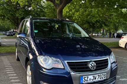 VW Touran 157.000 km 6.000 &euro; Salzgitter 38228