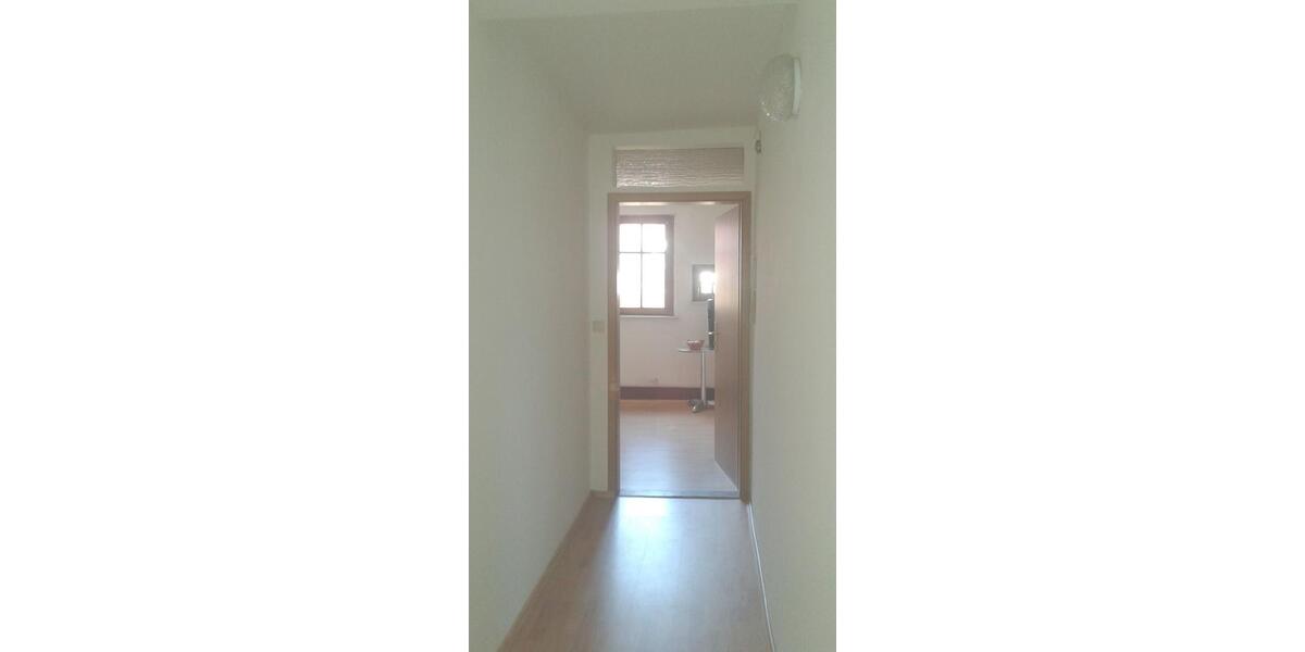 Etagenwohnung Pegau - 2 Zimmer, 60 m&sup2;, 320&euro; | Angebot:24853460