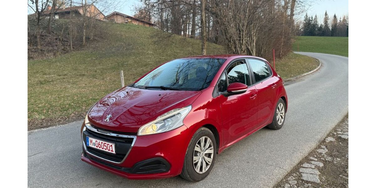 Peugeot 208 144.796 km 3.290 &euro; München 81243