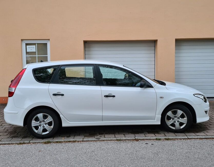 Hyundai i30 136.500 km 4.400 € Bruckmühl 83052