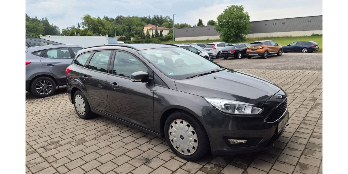 Ford Focus 102.000 km 9.990 &euro; Horb-Mühringen 72160