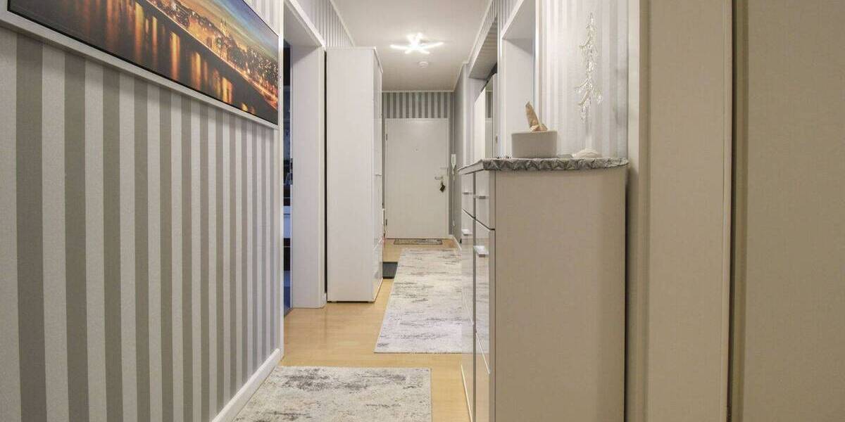Etagenwohnung Magdeburg Ottersleben - 3 Zimmer, 88 m&sup2;, 215.000&euro; | Angebot:26451580