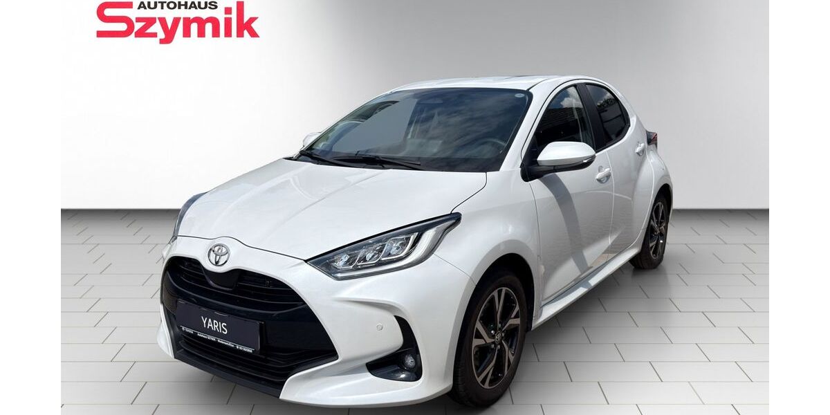 Toyota Yaris 8.368 km 21.200 &euro; Wedemark 30900