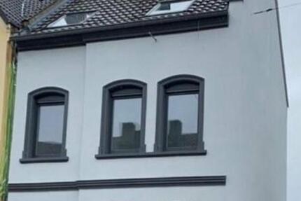 Einfamilienhaus Euskirchener Südstadt mit Pool und Garten 6 zimmer