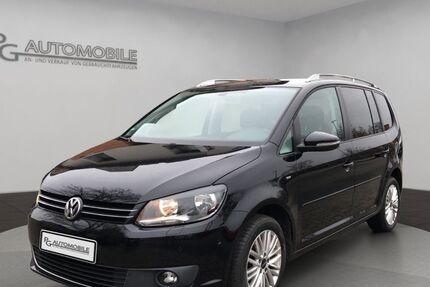 VW Touran 208.900 km 8.990 &euro; Braunschweig 38110