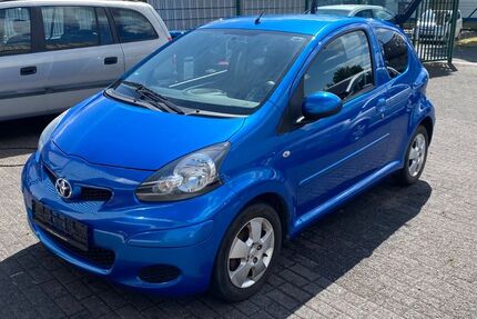 Toyota Aygo (X) 102.222 km 2.199 € Herten 45701