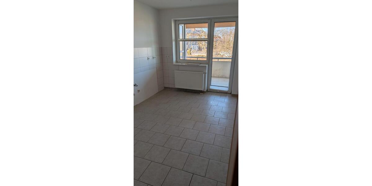 Etagenwohnung Pasewalk - 2 Zimmer, 75 m&sup2;, 600&euro; | Angebot:26292035