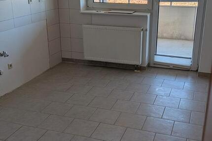 Wohnung Pasewalk - 2 Zimmer, 75 m&sup2;, 600&euro; | Angebot:26292035