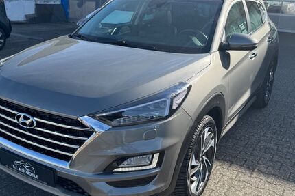 Hyundai TUCSON 65.000 km 20.990 &euro; Stromberg-Warmsroth 55442