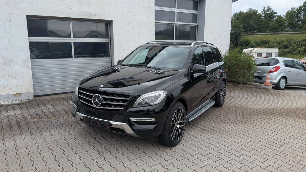 Mercedes-Benz ML 350 141.000 km 25.000 &euro; Bodenwöhr 92439