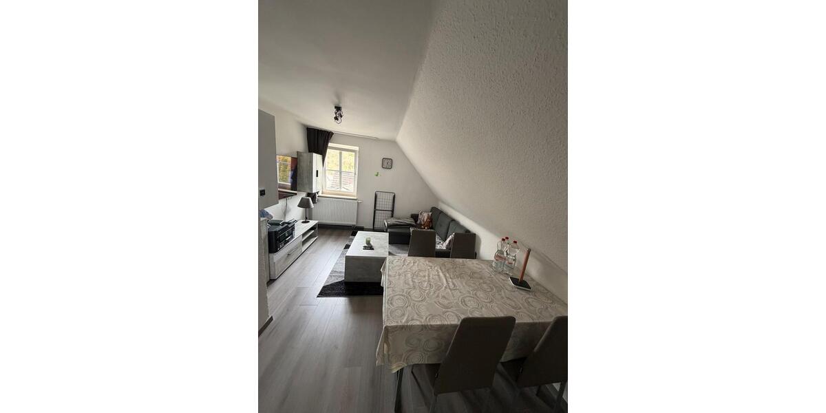 Dachgeschoßwohnung Sontra - 2 Zimmer, 34 m&sup2;, 220&euro; | Angebot:26318575