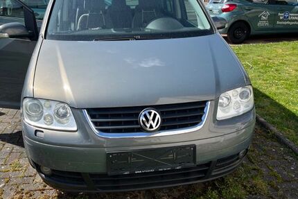 VW Touran 315.000 km 1.800 &euro; Wolfhagen 34466