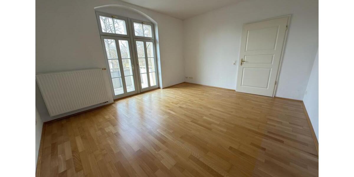 Etagenwohnung Dresden Loschwitz - 2 Zimmer, 63 m&sup2;, 245.000&euro; | Angebot:27083981