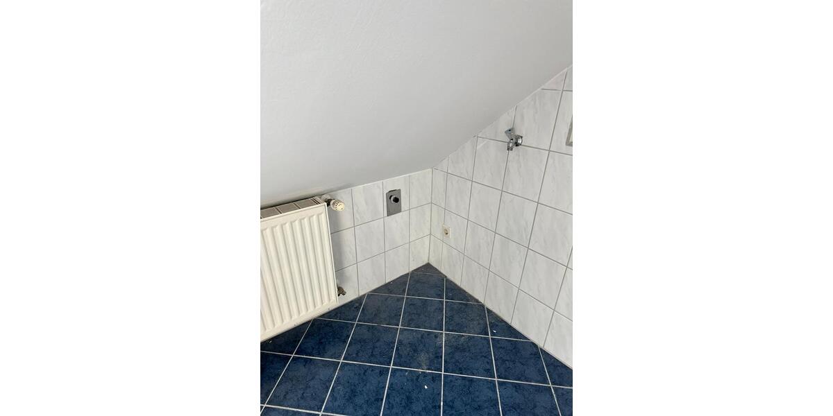 Etagenwohnung Delmenhorst Deichhorst - 4 Zimmer, 150 m&sup2;, 1.165&euro; | Angebot:25415059