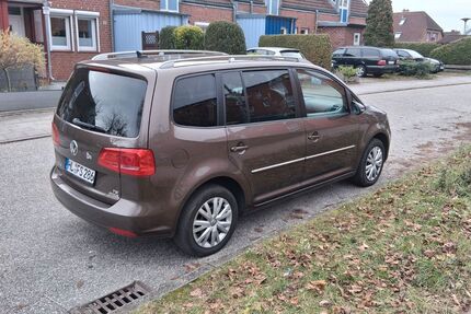 VW Touran 244.000 km 5.700 € Lubeck 23558