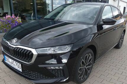 Skoda Scala 4.500 km 24.999 &euro; Bernburg 06406