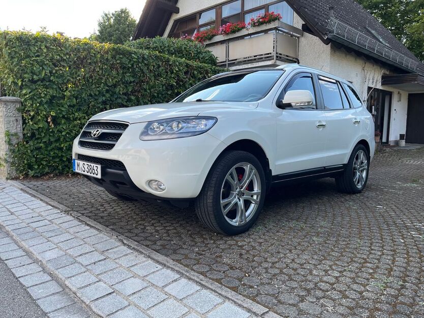 Hyundai SANTA FE 135.300 km 8.999 € Armstorf 84427
